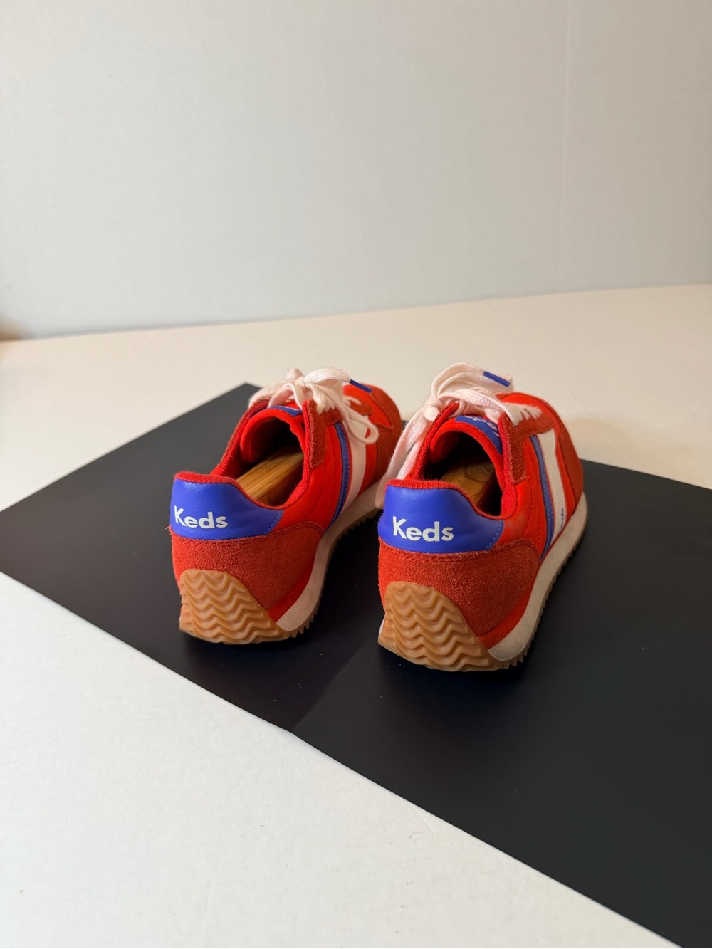 Keds Retro Rena Red, White, & Blue 70’s Suede Leather Lace-Up Sneakers Size 6.5 - Picture 2 of 10